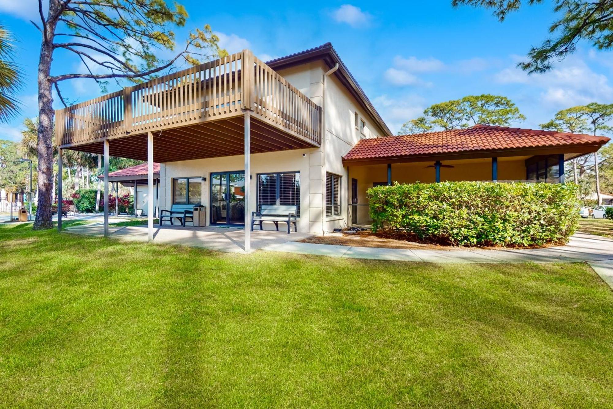 Peaceful Pinecone Apartment Sarasota Bagian luar foto